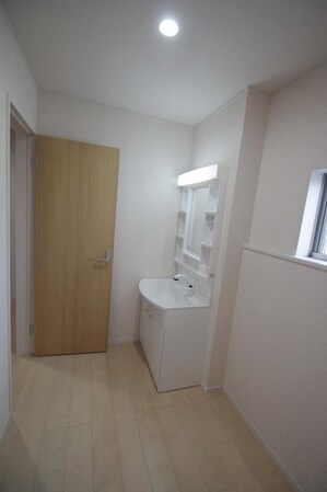 クレイドルガーデン厚木市山際第26の物件内観写真